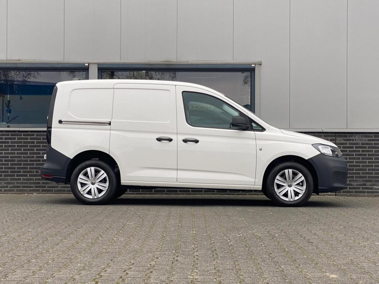 Volkswagen CADDY Cargo 1.5 TSI 114 pk - Trekhaak - Sensoren achter