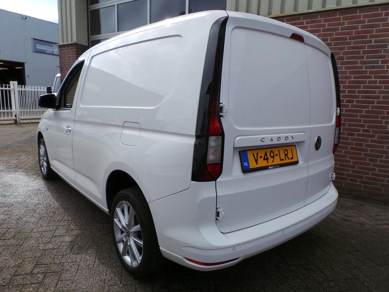 Volkswagen CADDY Cargo 1.5 TSI BENZINE MARGE AUTO BTW/BPM VRIJ