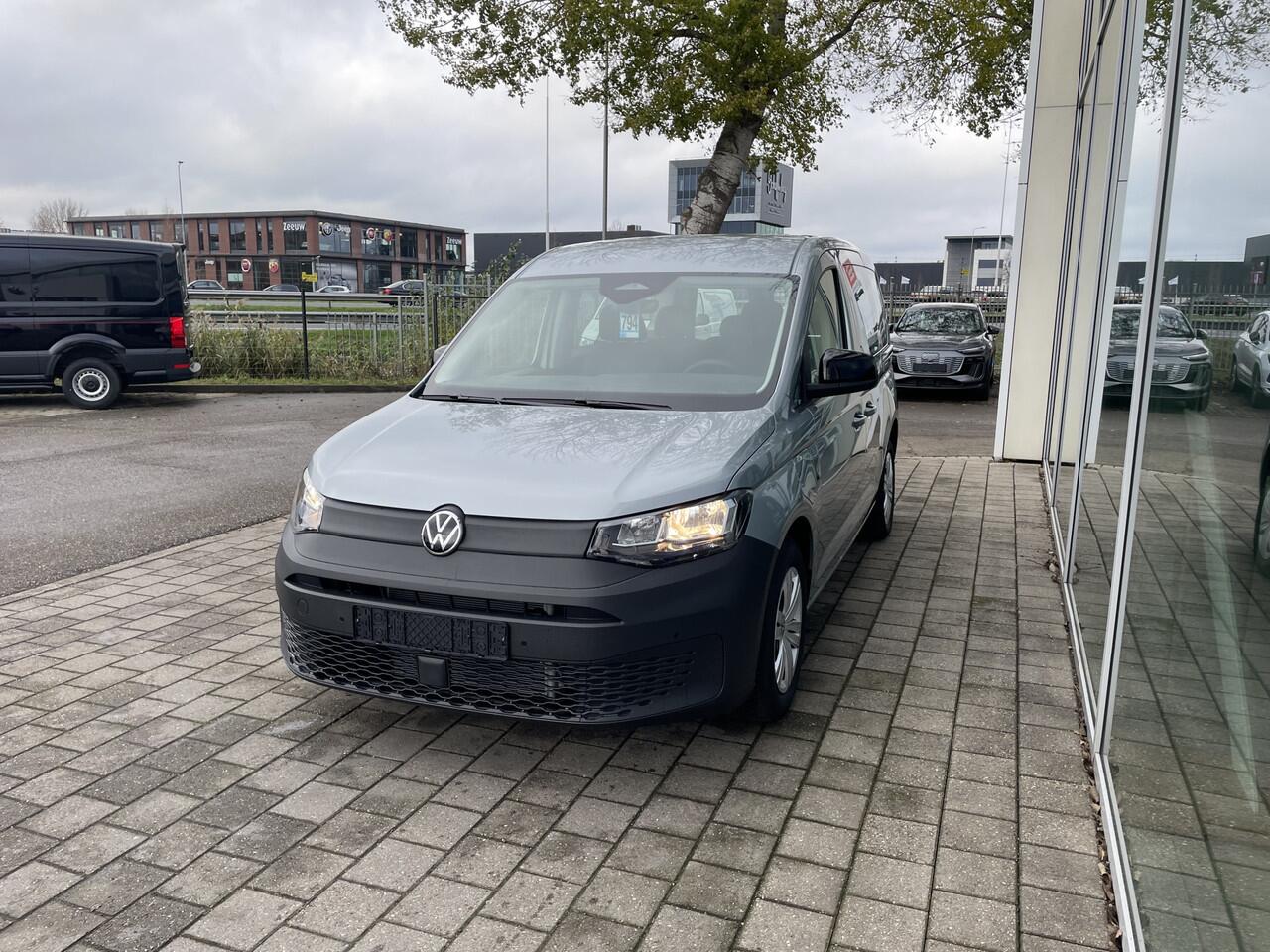 Volkswagen CADDY Kombi 1.5 TSI 150PK DSG Hybride | app connect | trekhaak 30.695.- ex btw | 5 zitplaatsen | Trekhaak | App connect