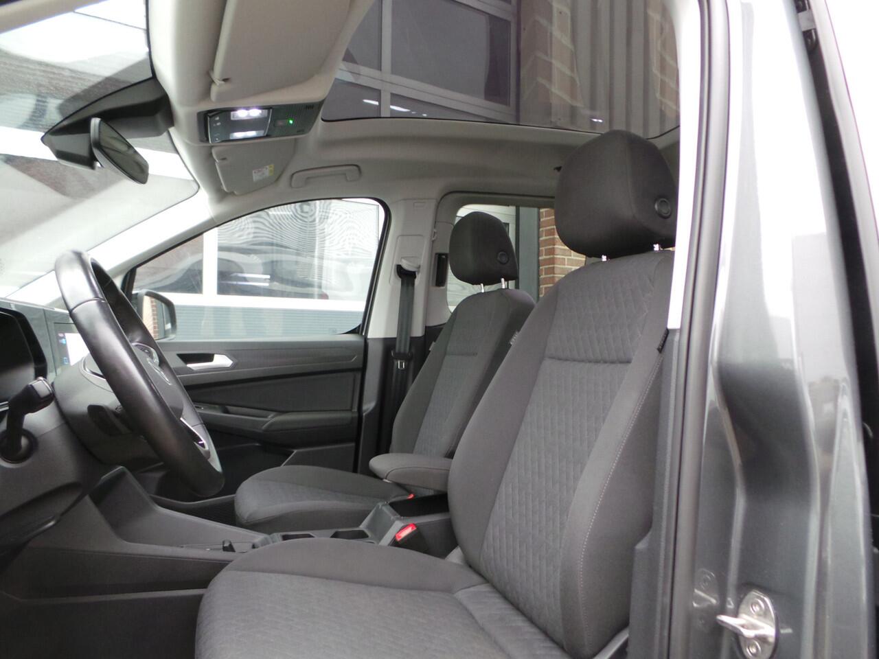 Volkswagen CADDY 1.5 TSI AUT. 5 persoons Pano,Navi,Cruise,Camera,Afn Trekh,Lmv,Emz