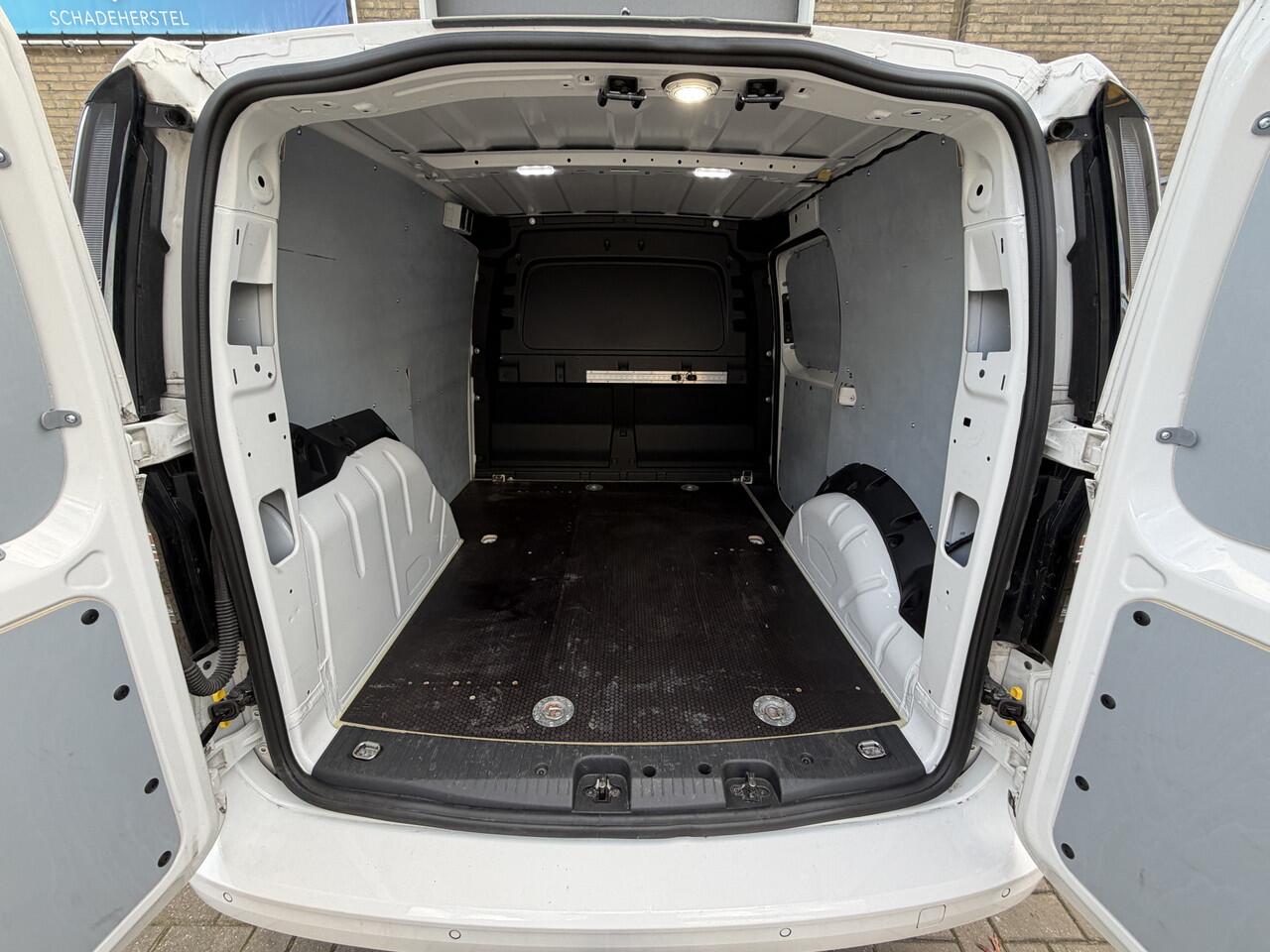 Volkswagen CADDY Cargo 2.0 TDI 123PK EURO 6 1st Edition AUTOMAAT(DSG) CarPlay/cruise control/trekhaak