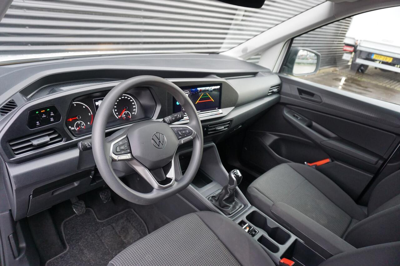 Volkswagen CADDY Cargo 122pk Trekhaak Apple Carplay Navigatie Camera Cruise control Airco Multifunctioneel stuurwiel