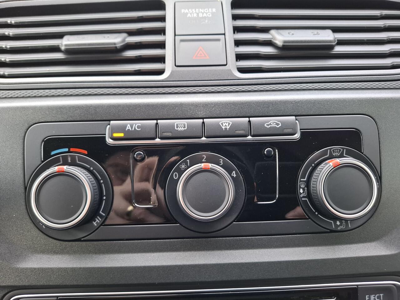 Volkswagen CADDY 2.0 TDI L1H1 BMT Comfortline | airco | cruise control | park assist | trekhaak | imperiaal | info : 0492-588974