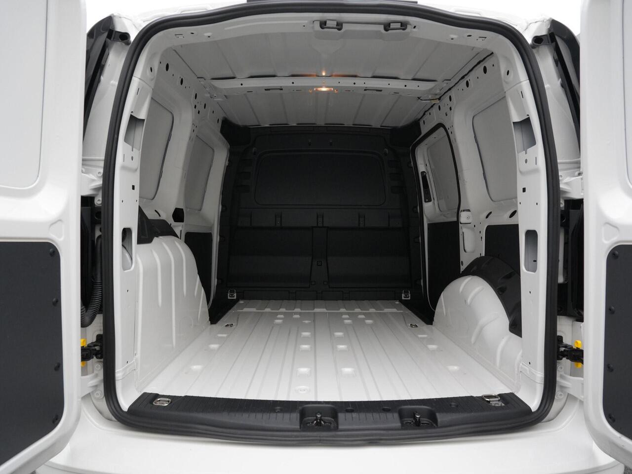 Volkswagen CADDY Cargo 1.5 TSI 115 pk DSG | Parkeersensoren achter | Carplay | LED | Cruise Control