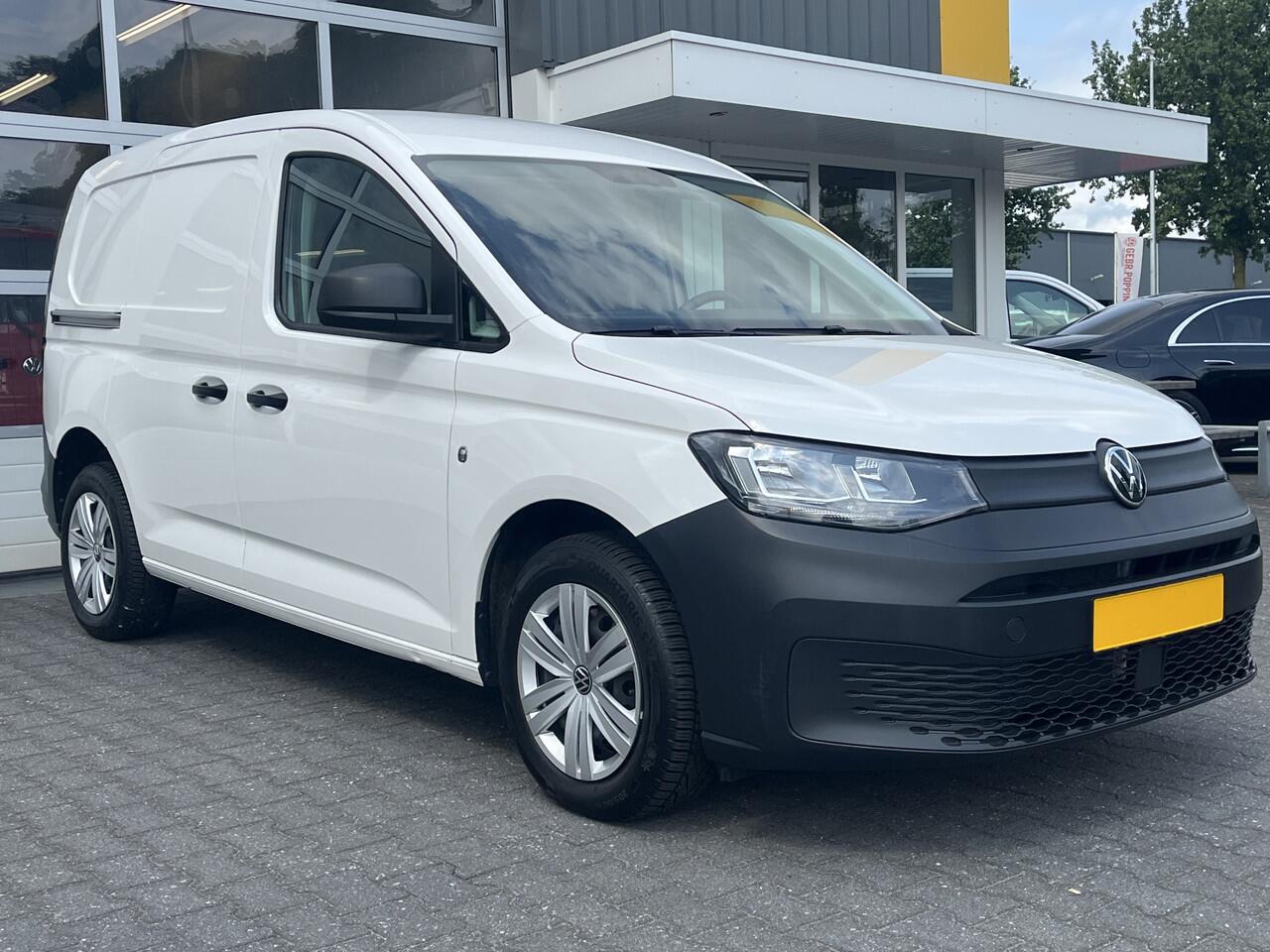 Volkswagen CADDY Cargo 1.5 TSI Benzine Trekhaak Airco PDC all-season banden Lage belasting tarief !! Bpm vrij !! bestel