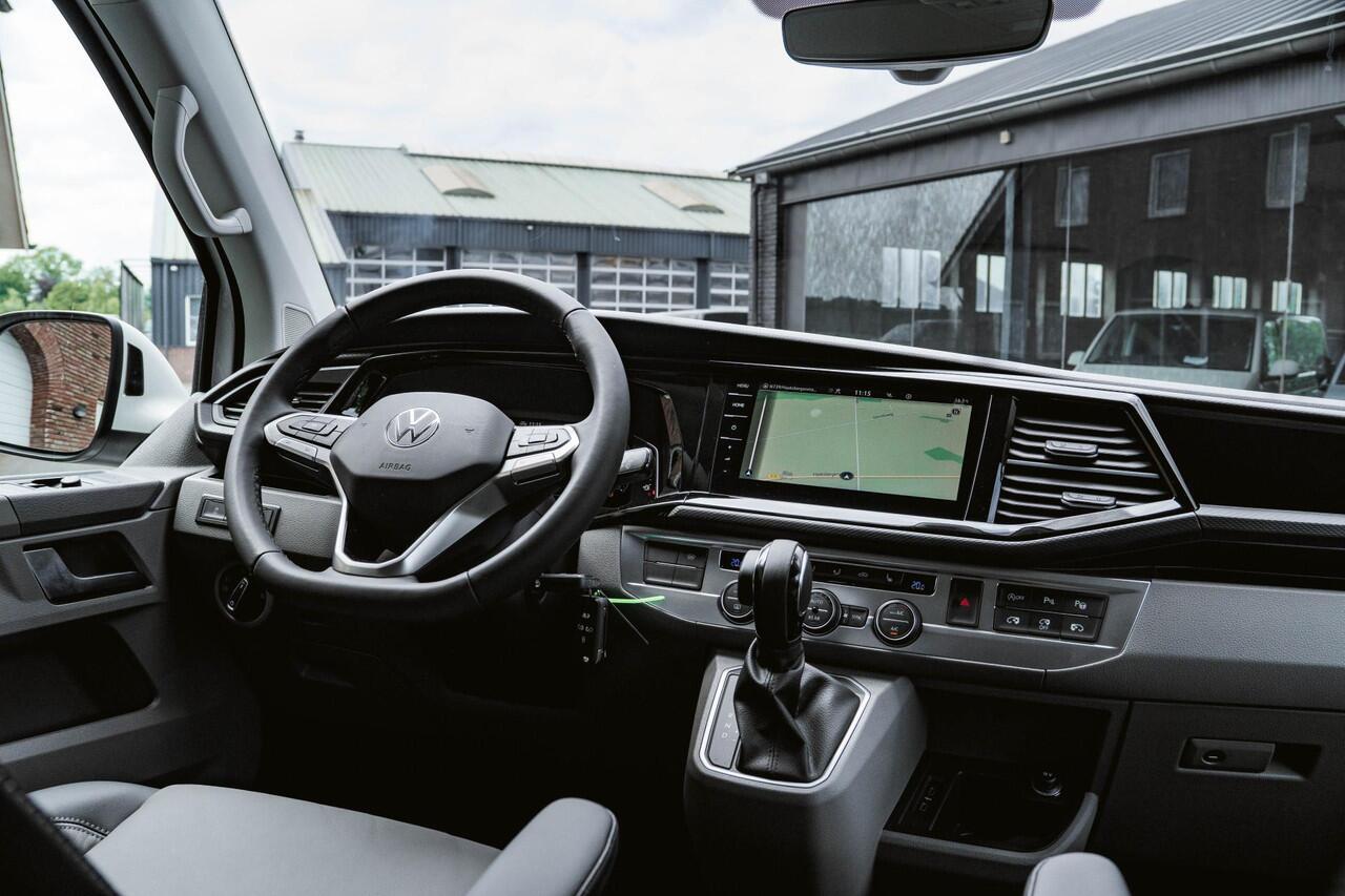 Volkswagen CARAVELLE T6.1 2.0 TDI 204 PK DSG L2H1 A-KLEP DUB/CAB ACC | LED | Leder | Side Assist | Privacy glass |