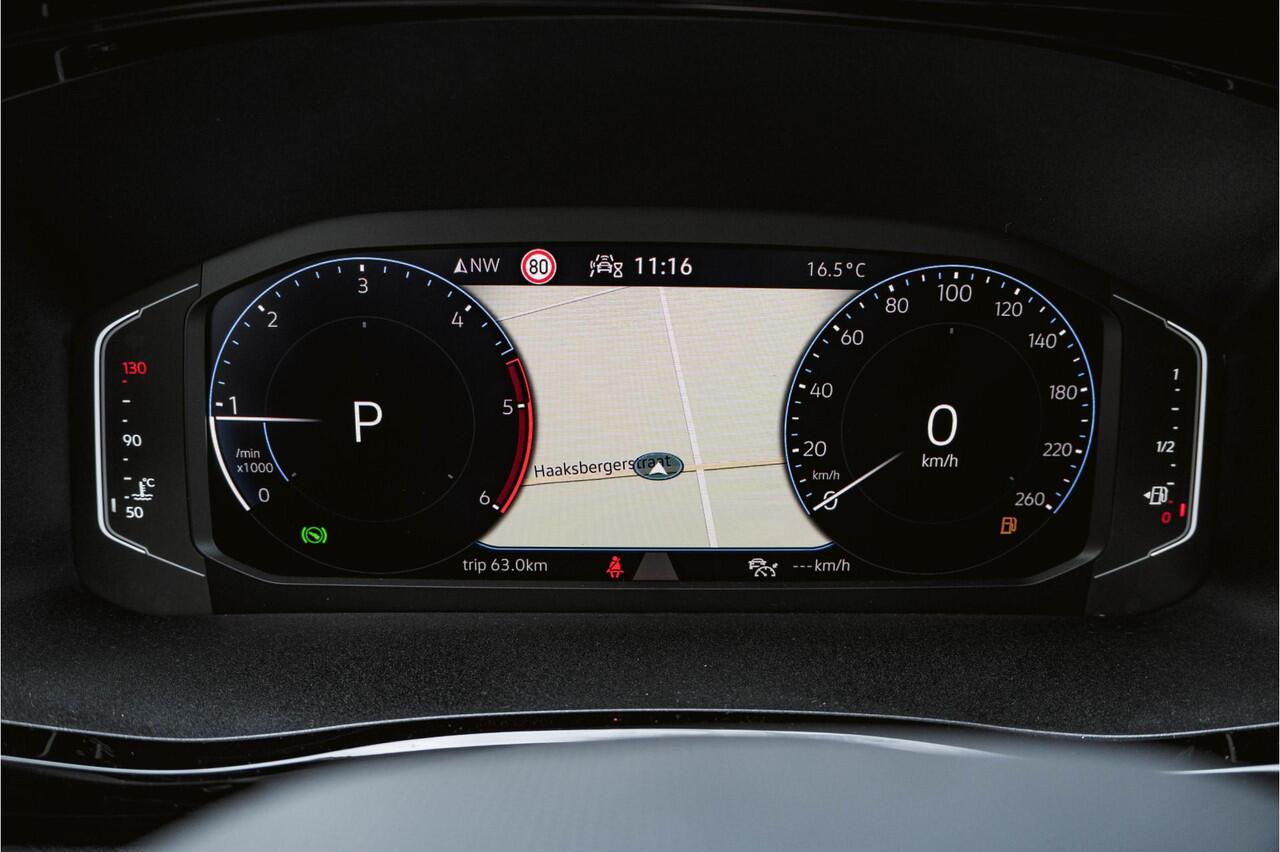 Volkswagen CARAVELLE T6.1 2.0 TDI 204 PK DSG L2H1 A-KLEP DUB/CAB ACC | LED | Leder | Side Assist | Privacy glass |