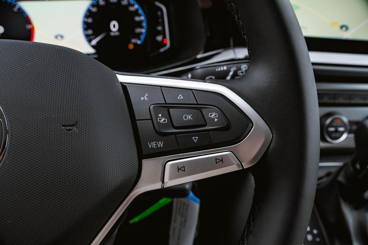 Volkswagen CARAVELLE T6.1 2.0 TDI 204 PK DSG L2H1 A-KLEP ACC | LED | Leder | Side Assist | Privacy glass |