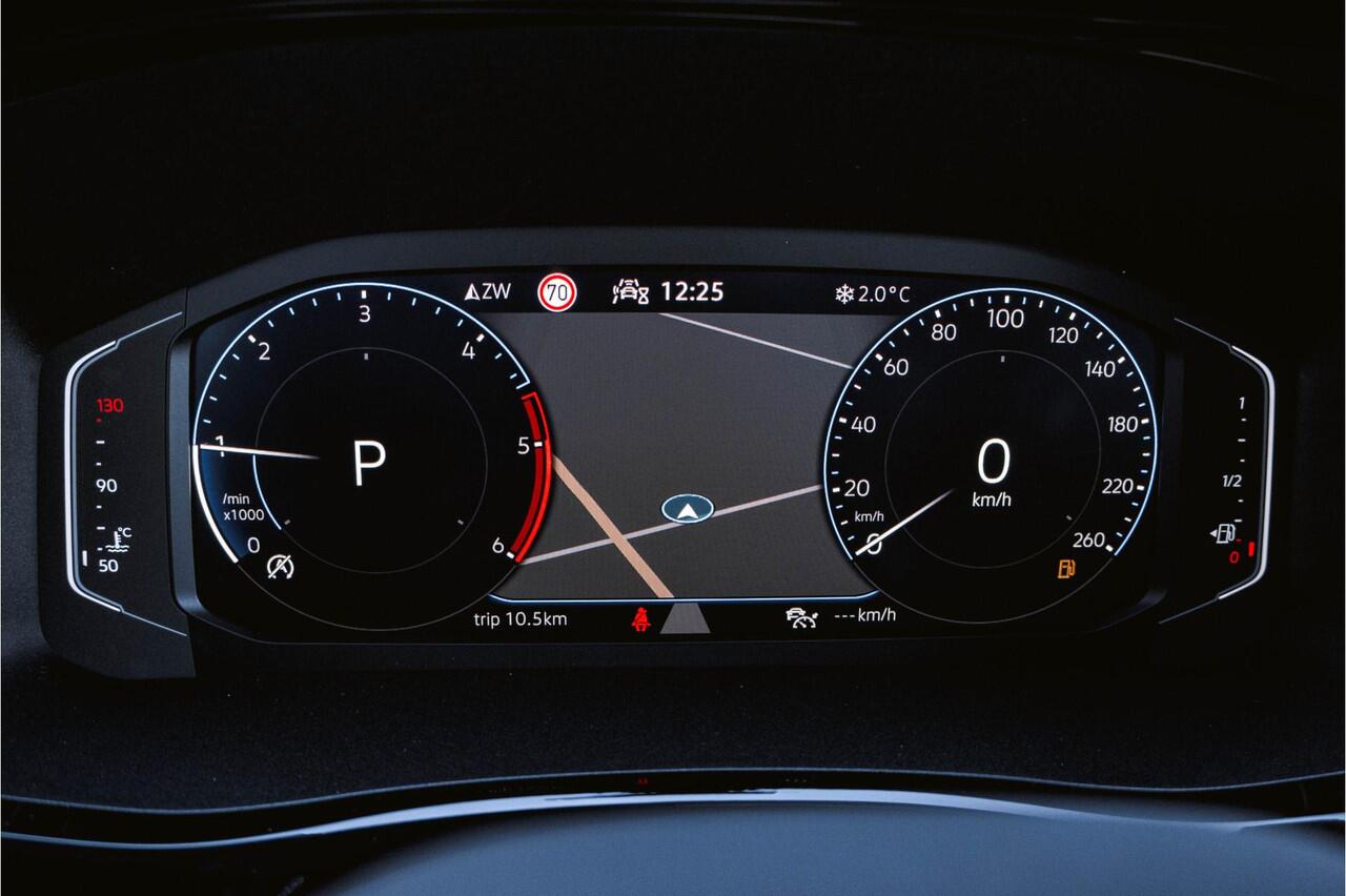 Volkswagen CARAVELLE T6.1 2.0 TDI 204 PK DSG L2H1 A-Deuren ACC | LED | Leder | Apple Carplay/ Android Auto | Privacy glass |