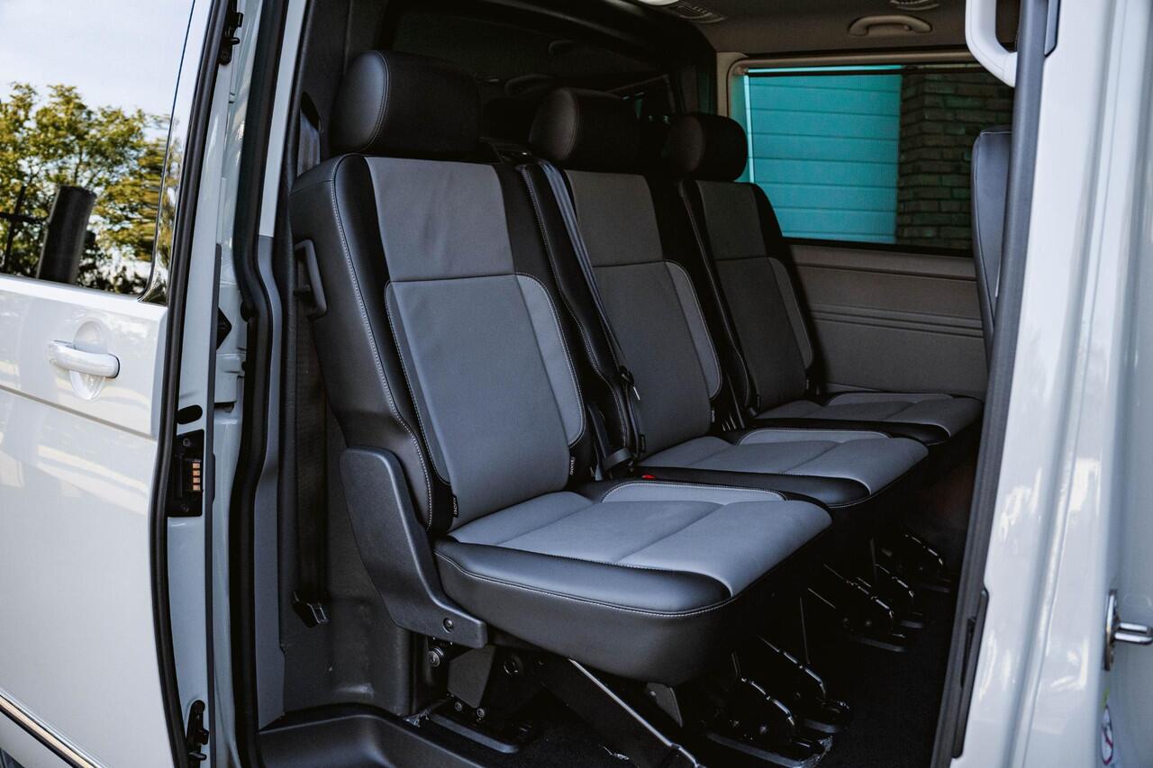 Volkswagen CARAVELLE 4-MOTION 204pk Highline CARAVELLE DSG L2H1 ACC | LED | Leder | Side Assist | ELEKT.KLEP | 4X4