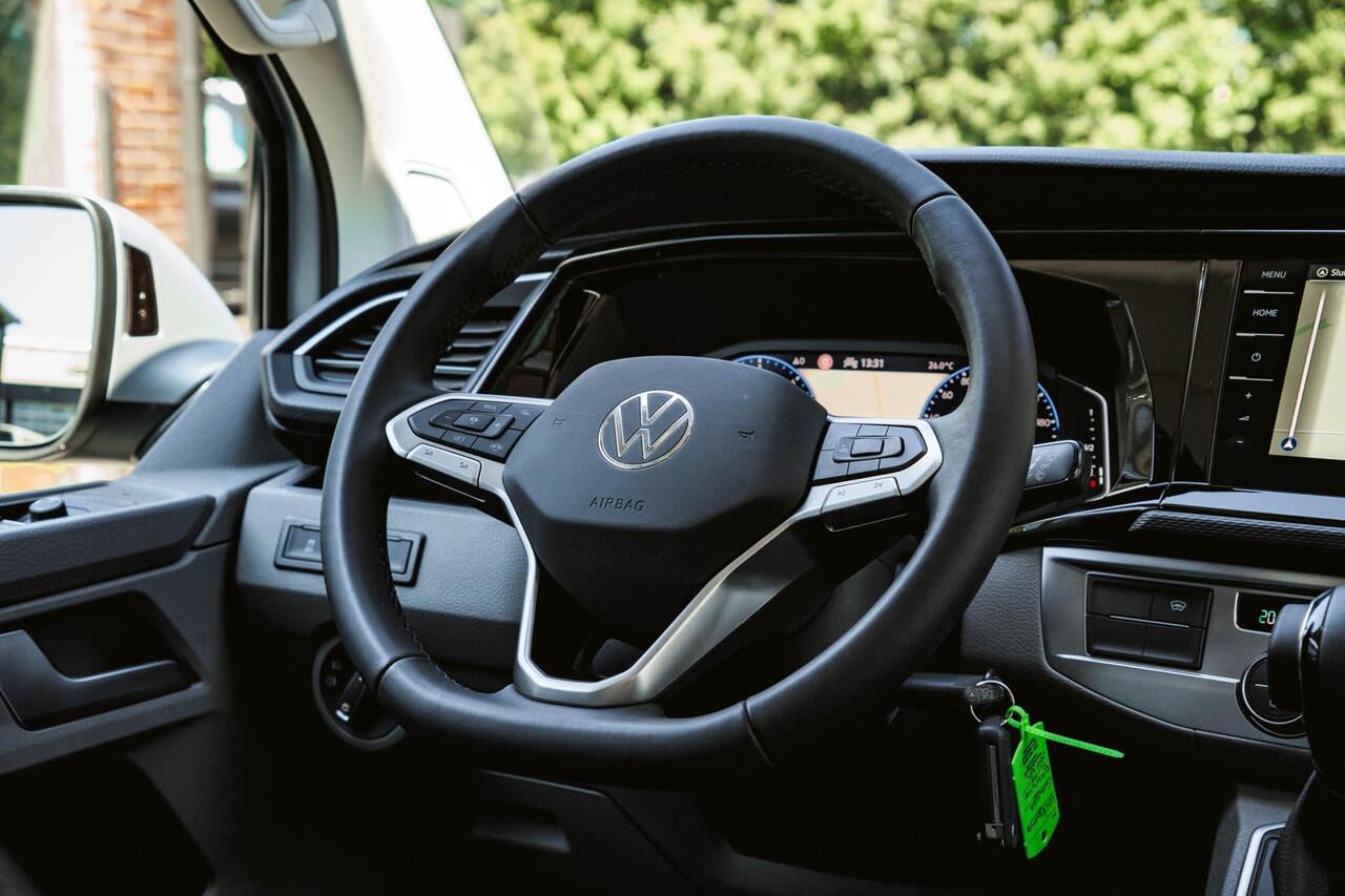 Volkswagen CARAVELLE T6.1 2.0 TDI 204 PK DSG L2H1 A-KLEP FULL OPTIONS ACC | LED | Leder | Side Assist | Privacy glass |