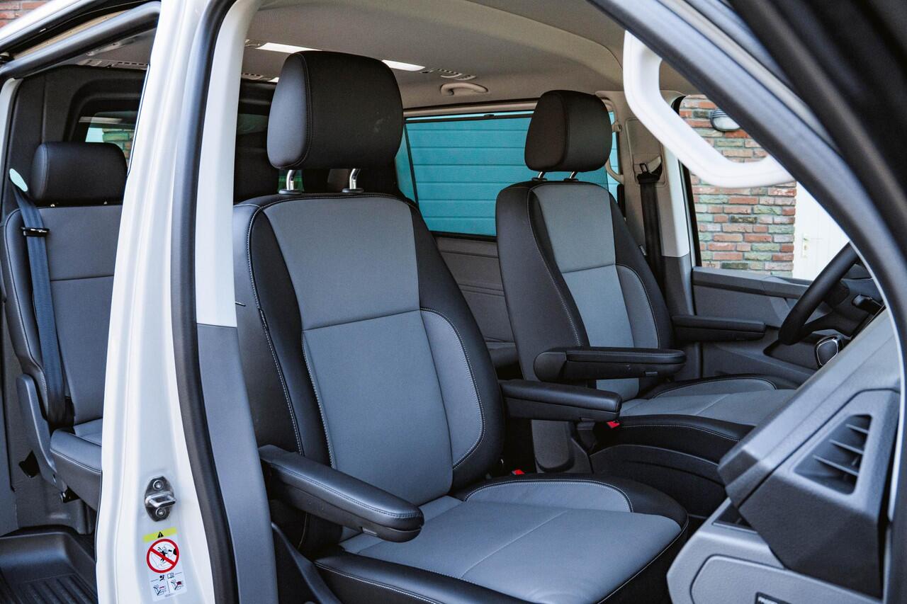 Volkswagen CARAVELLE T6.1 2.0 TDI 204 PK DSG L2H1 A-KLEP FULL OPTIONS ACC | LED | Leder | Side Assist | Privacy glass |