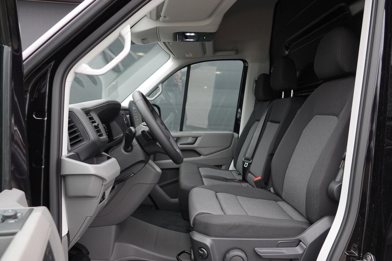 Volkswagen CRAFTER L3H3 177Pk Aut. | 3500 kg. Trekgewicht | 2x Schuifdeur | Nieuw Model | Deep Black