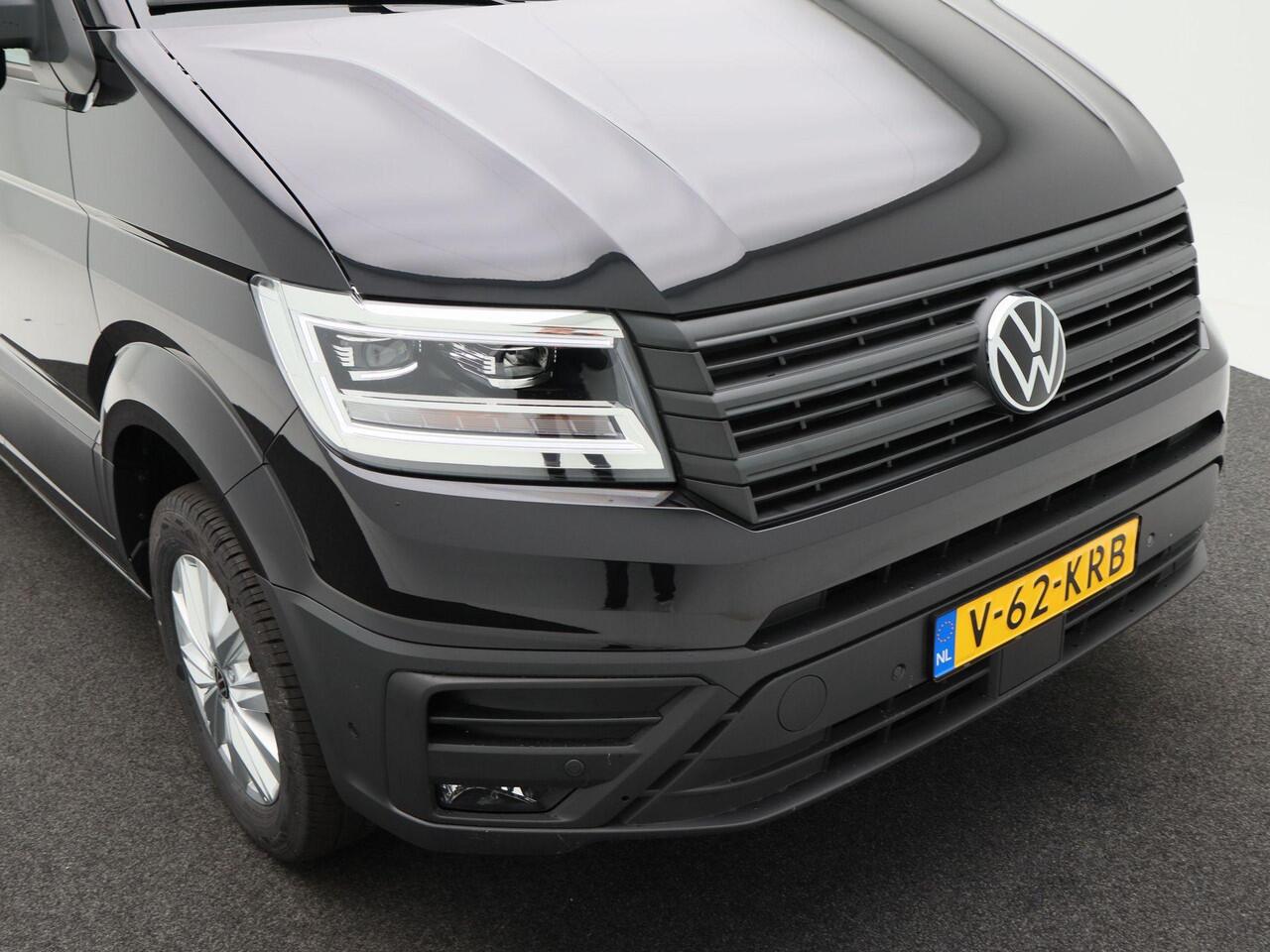 Volkswagen CRAFTER 35 2.0 TDI 140PK L3H3 Exclusive | V-62-KRB | Automaat | Navi | LED koplampen | Lichtmetaal | Trekhaak | BPM Vrij!