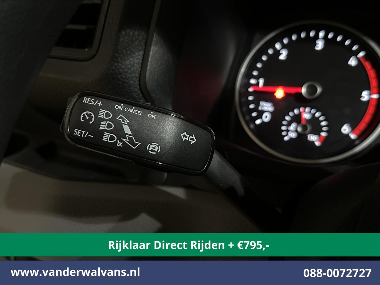 Volkswagen CRAFTER 2.0 TDI 141pk L3H2 (Oude L2H1) Euro6 *Rijklaar Direct Rijden* Airco | Camera | Apple Carplay | 3000kg Trekhaak | Cruisecontrol Android Auto, Parkeersensoren, Bijrijdersbank