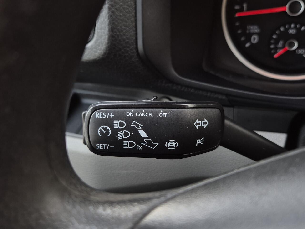 Volkswagen CRAFTER 35 2.0 TDI 140PK L3H2 | CRUISE | SMARTLINK | TREKHAAK |