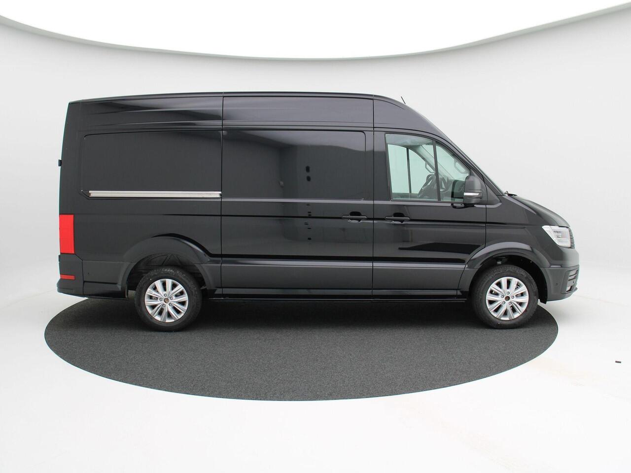 Volkswagen CRAFTER 35 2.0 TDI 140 PK L3H3 Exclusive | V-07-KRD | Automaat | Bijrijdersbank | Cruise control adaptief | Trekhaak | Navigatie-pakket | BPM Vrij!