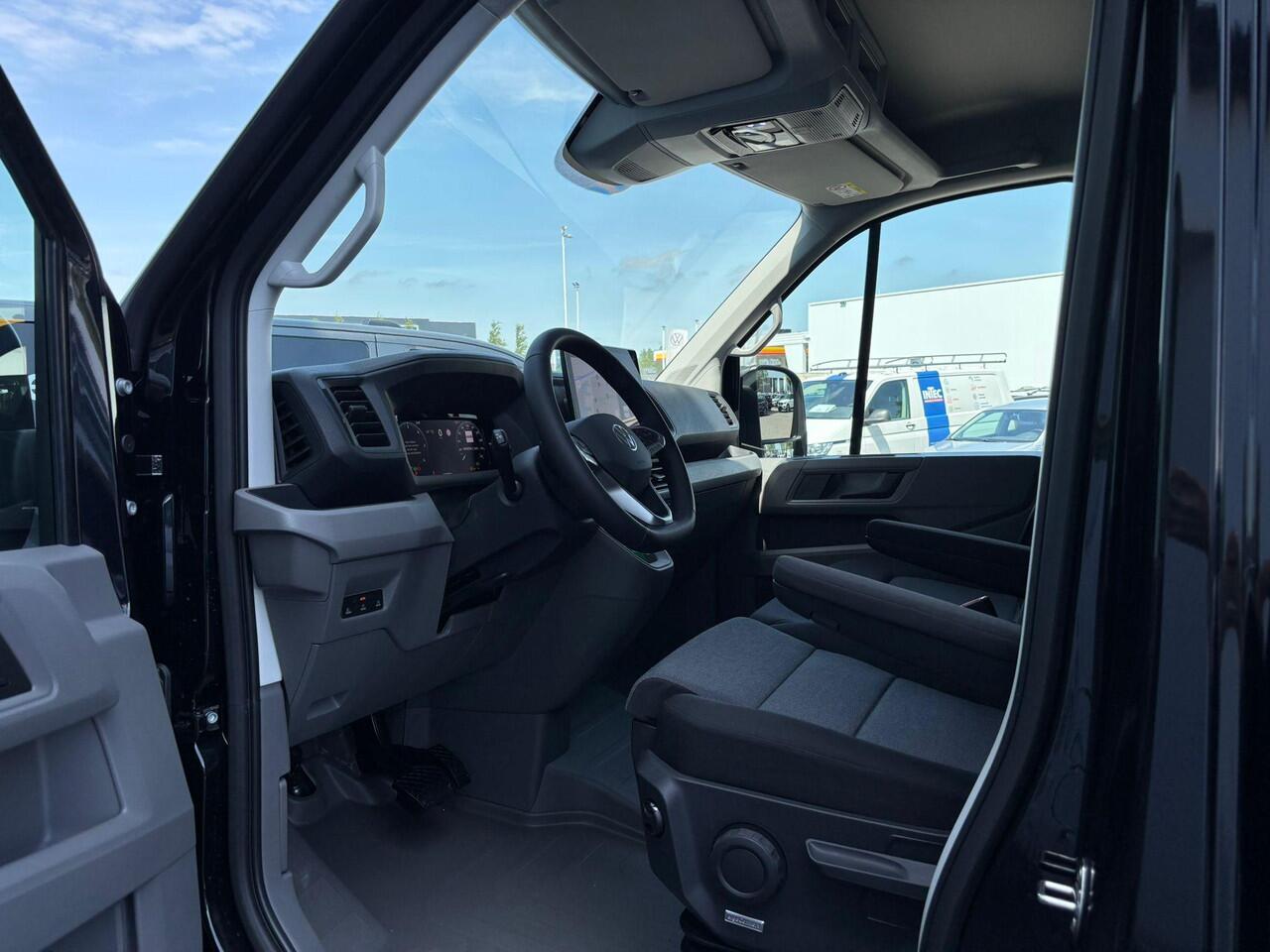 Volkswagen CRAFTER Exclusive 30 2.0 TDI L3H2