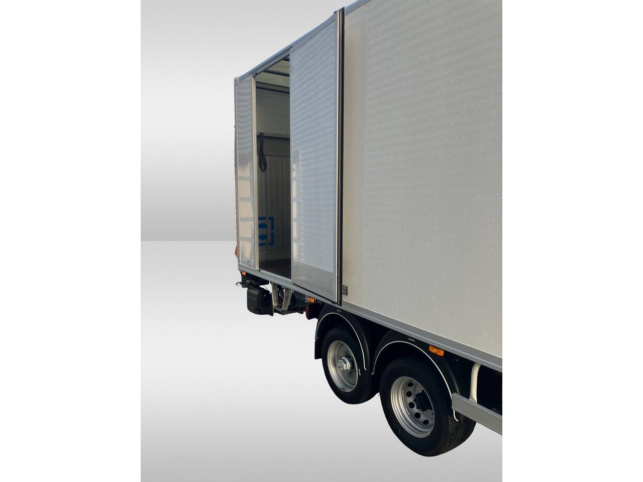 Volkswagen CRAFTER BE Combi + Dhollandia Laadklep Highline Automaat