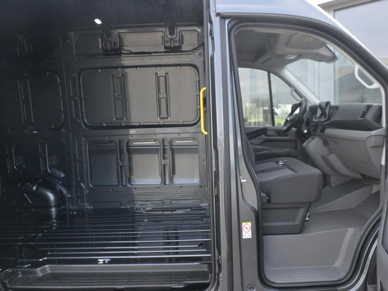 Volkswagen CRAFTER Bedrijfswagens 35 Exclusive 2.0TDi 140pk Automaat L3H3 352787