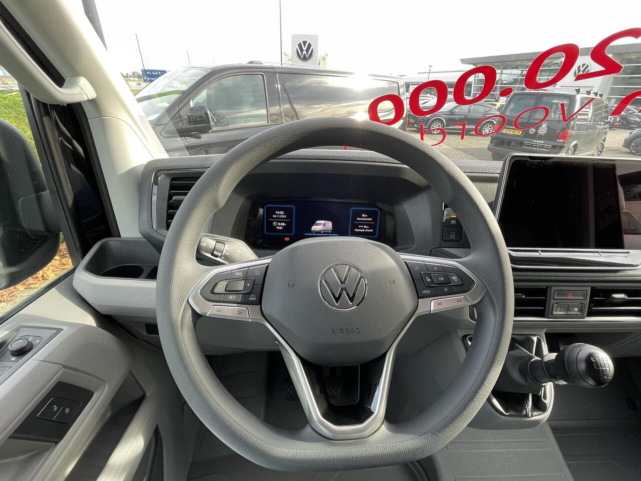 Volkswagen CRAFTER Trendline L3H3 140pk Cruise | PDC | BPM-vrij | Digital Cockpit | Bluetooth