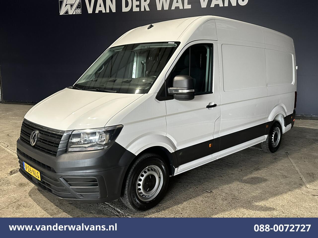 Volkswagen CRAFTER 2.0 TDI 141pk L3H3 L2H2 Euro6 Airco | Camera | Apple Carplay | Android Auto | Cruisecontrol | Massagestoel Chauffeursstoel, 2800kg trekvermogen