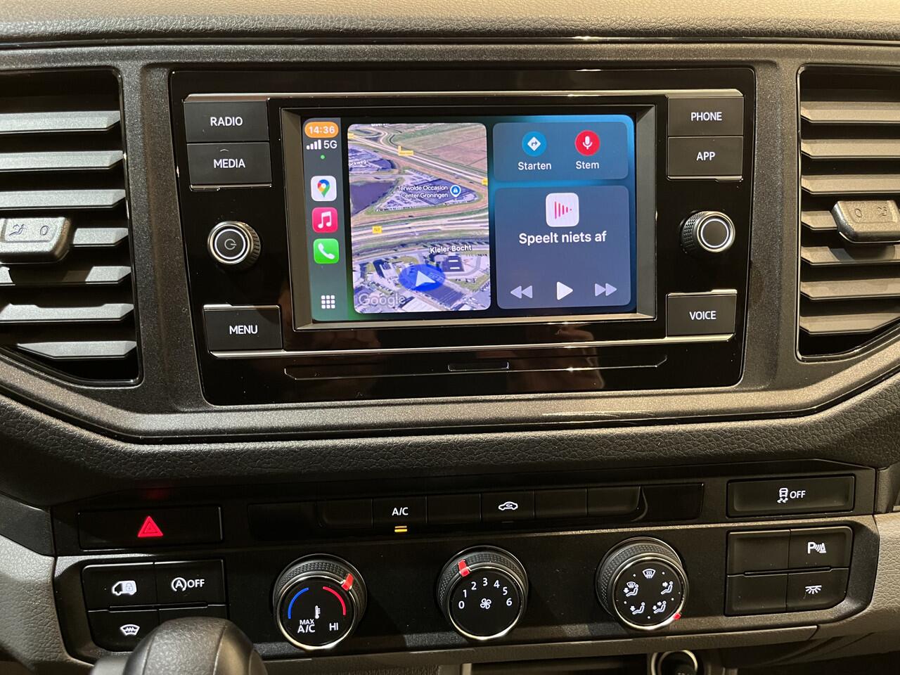 Volkswagen CRAFTER 2.0 TDI L3H2 140 PK DSG Automaat / Euro 6 / Airco / Cruise Control / Camera / CarPlay / 3-Zits / 18.500 KM !!