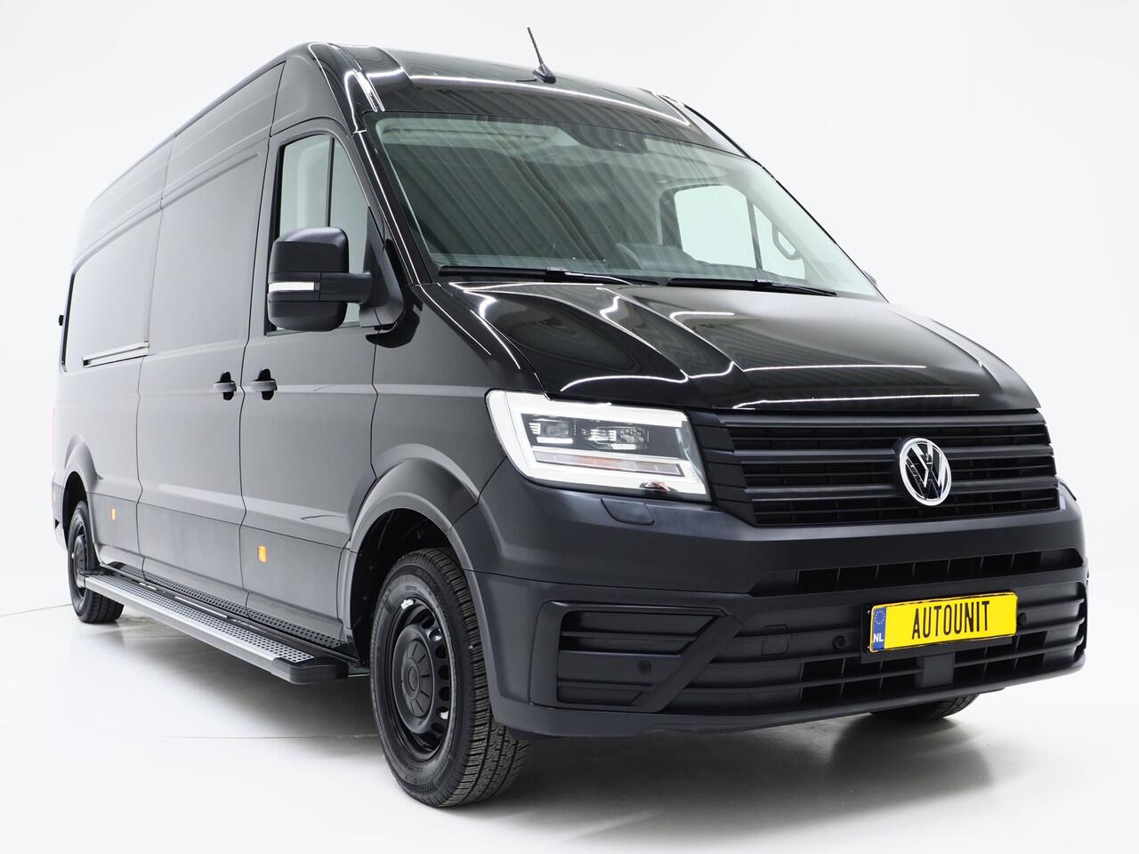 Volkswagen CRAFTER 35 2.0 TDI L4H3 | Beklede Laadruimte | LED | Sidesteps | Carplay | Camera | Trekhaak