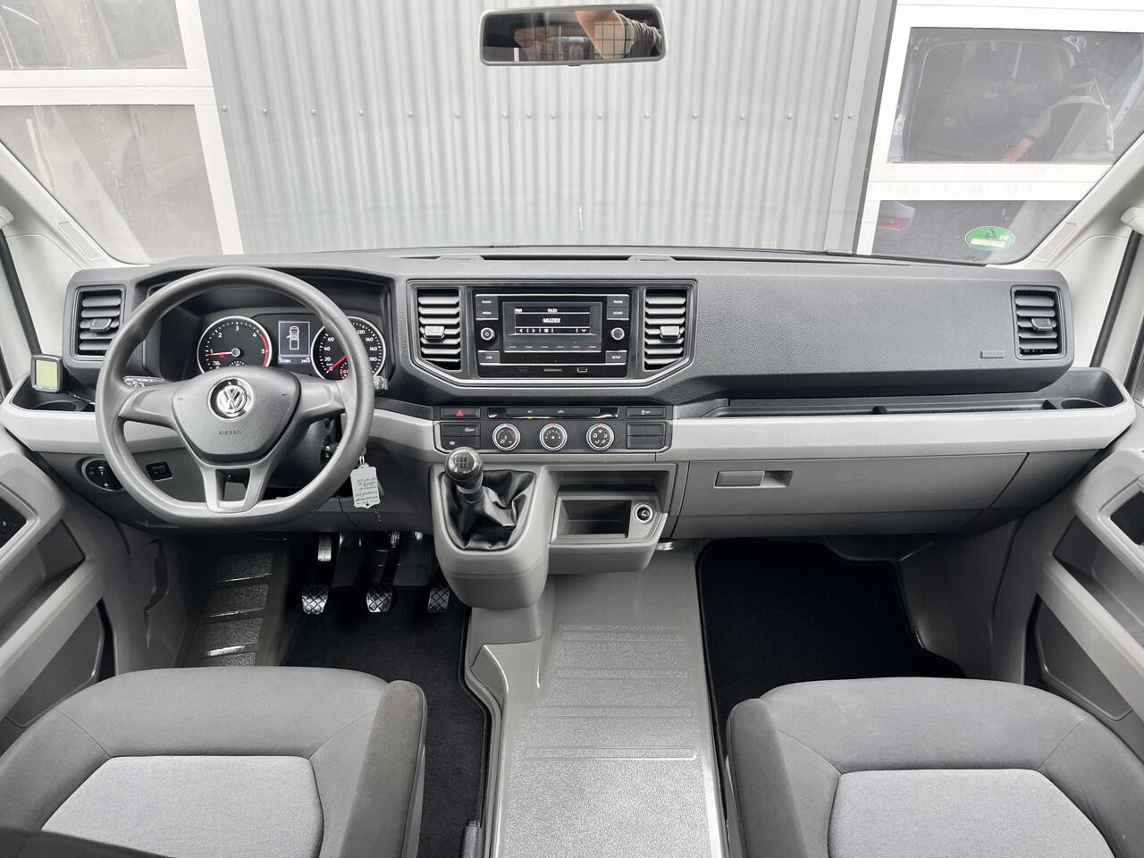 Volkswagen CRAFTER 35 2.0 TDI DC Open laadbak Airco Cruise controle Pick-up Euro 6 Parkeerhulp achter evt 2500kg trekgewicht 6 persoons p-up bakwagen open laadbak Pritsche