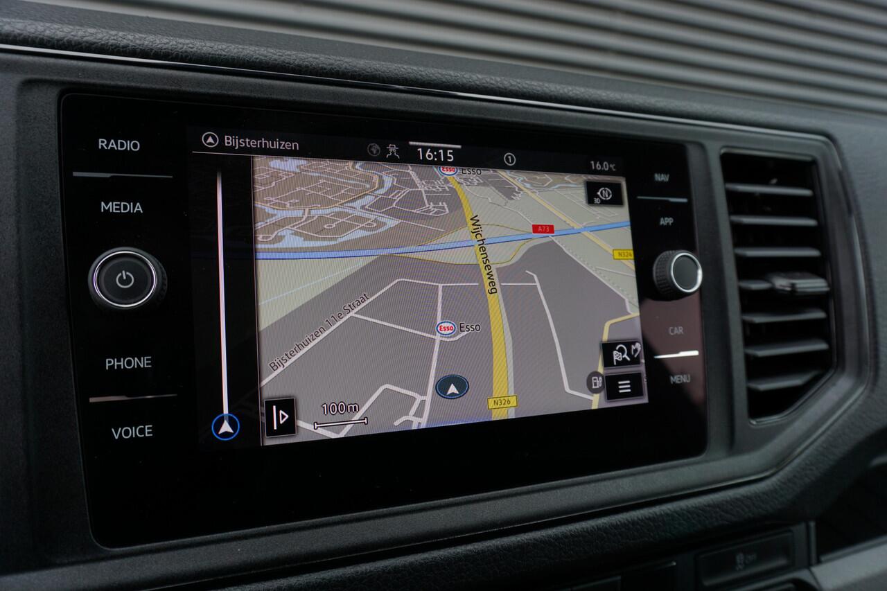 Volkswagen CRAFTER 140PK L3H3/L2H2 Apple Carplay Camera Trekhaak Sidebars Cruise control Voorruitverwarming