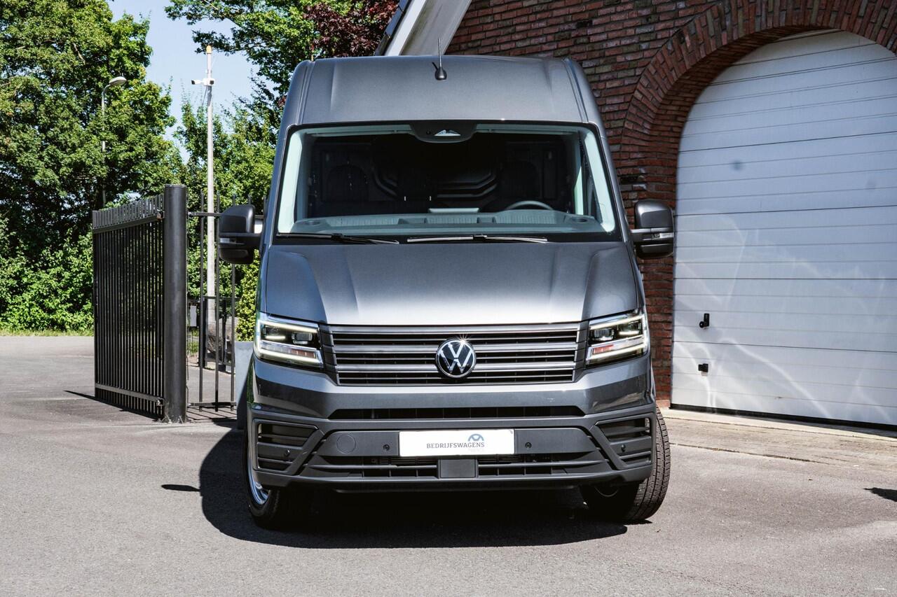Volkswagen CRAFTER 2.0 TDI 140PK Automaat L3H3 Comfortline 2x LED | NAVI | Camera | Trekhaak | Airco |