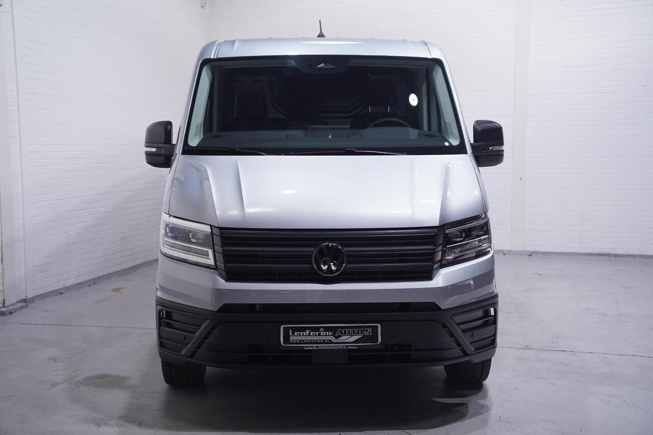 Volkswagen CRAFTER 2.0 TDI 140 pk L3H2 DSG Aut. Nwe Model BPM vrij, Navi, Camera, Trekhaak 3.000 kg, LED Koplampen, 3-Zits