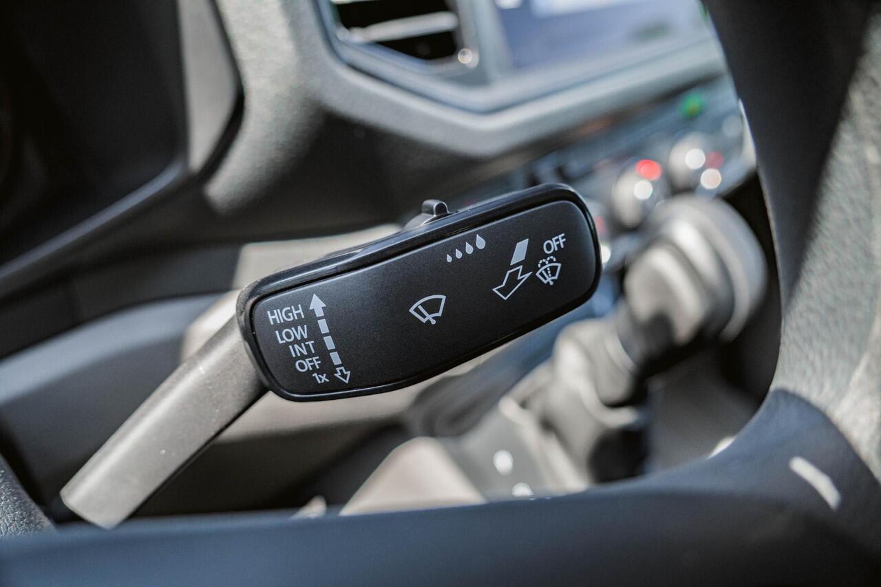 Volkswagen CRAFTER 2.0 TDI 140PK Automaat L3H3 Comfortline DUB/CAB