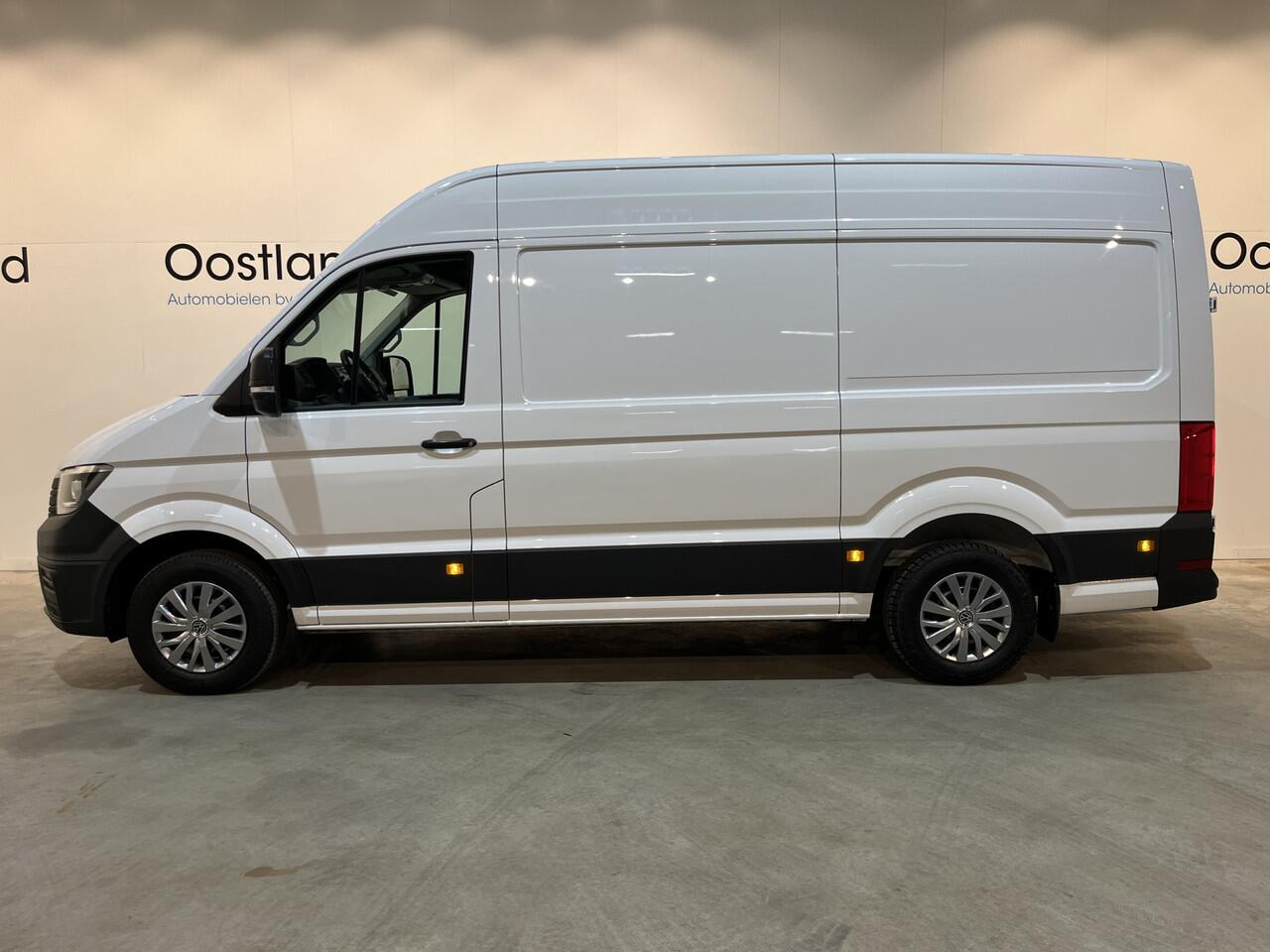 Volkswagen CRAFTER 35 2.0 TDI L3H3 140 PK DSG Automaat / Euro 6 / Airco / Trekhaak 3000 KG / Cruise Control / Camera / CarPlay / 3-Zits / 83.000 KM !!