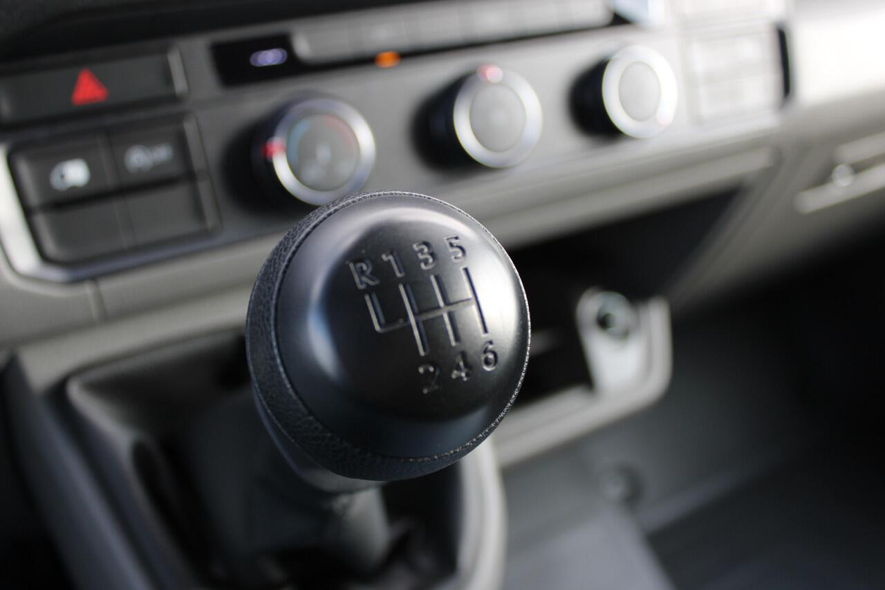 Volkswagen CRAFTER 35 Dubbel Cabine 2.0 TDI 140PK L3H3 |LED|AUTOMAAT|18-INCH|CAMERA|