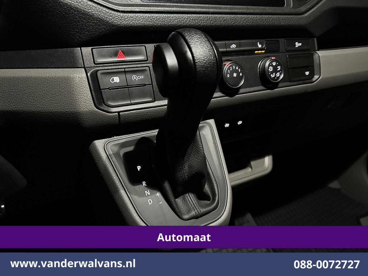 Volkswagen CRAFTER 2.0 TDI 141pk Automaat L4H3 L3H2 Euro6 Airco | Camera | Apple Carplay | Cruisecontrol Android Auto, Stoelverwarming, Bijrijdersbank, 3000kg trekvermogen