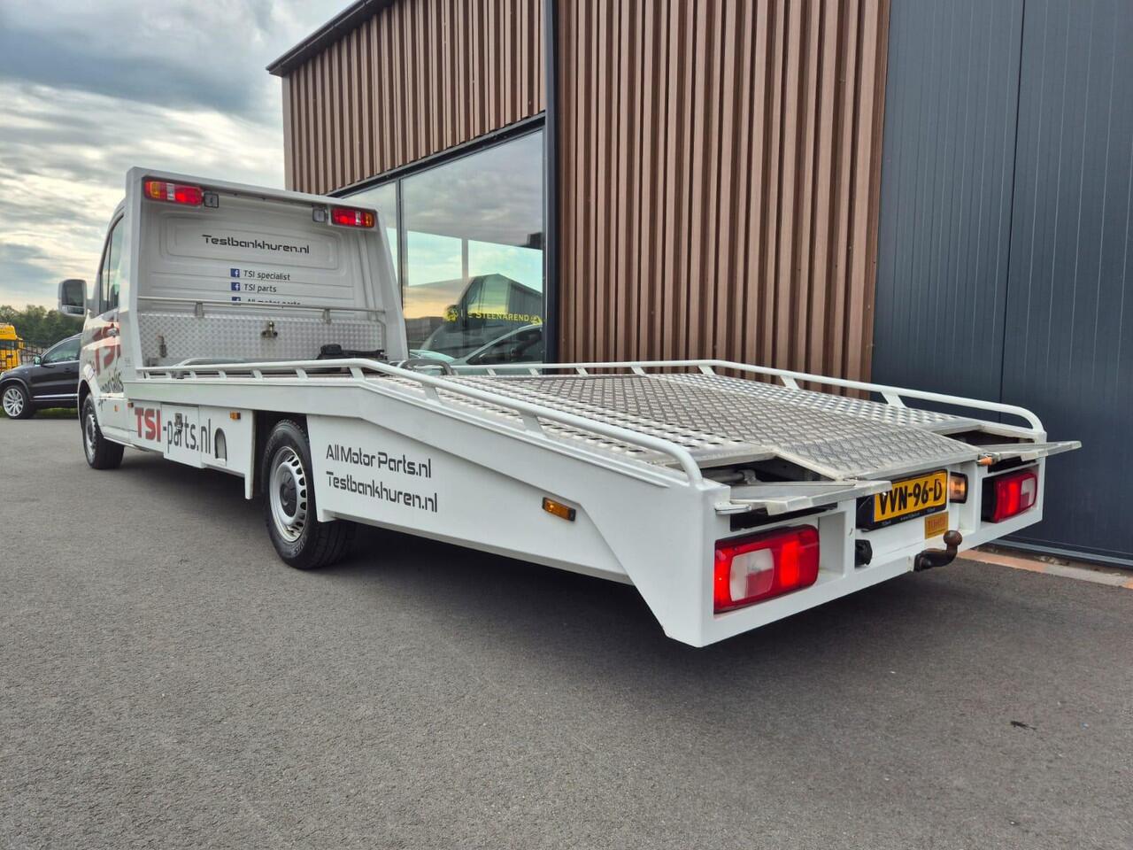 Volkswagen CRAFTER 35 2.0 TDI L4 Highline oprijwagen | Tijhof | LED | Airco | DSG | BTW | Bomvol