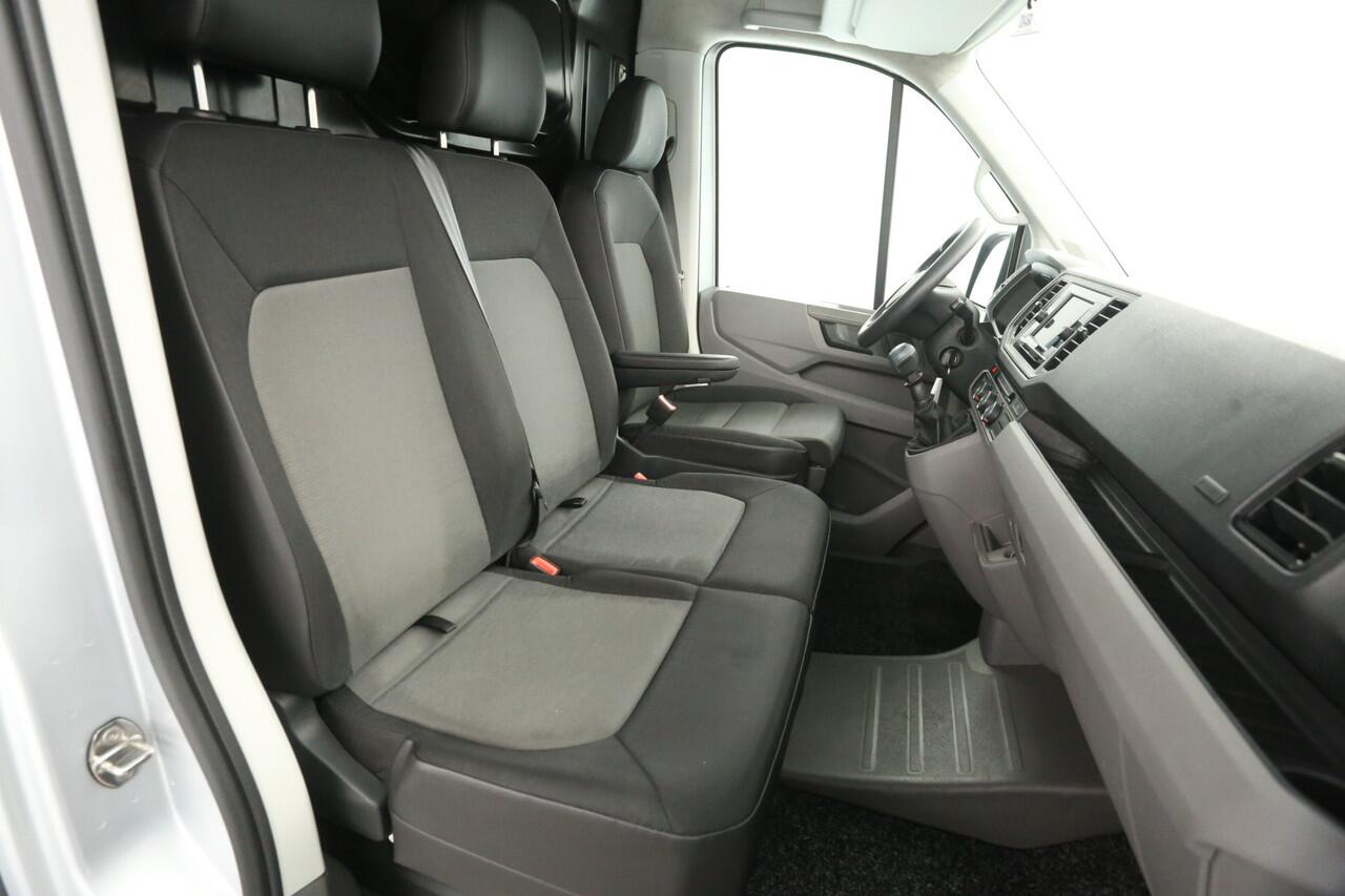 Volkswagen CRAFTER 30 2.0 TDI 140PK L3H3 | Airco | Cruise | Camera | 3-Zits | Carplay