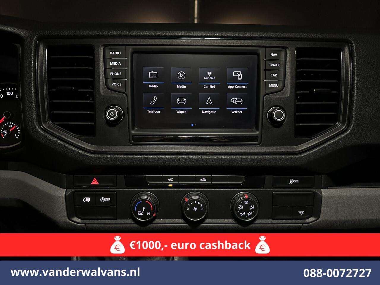 Volkswagen CRAFTER 2.0 TDI 141pk L3H3 L2H2 Euro6 Airco | Navigatie | Apple Carplay | Cruisecontrol Android Auto, Bijrijdersbank, 3000kg trekvermogen, zilver