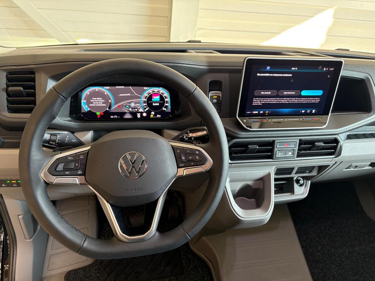 Volkswagen CRAFTER GP 30 2.0 TDI L3H3 Highline Facelift BPM VRIJ Led, Navi, Cam, Ergo comfort