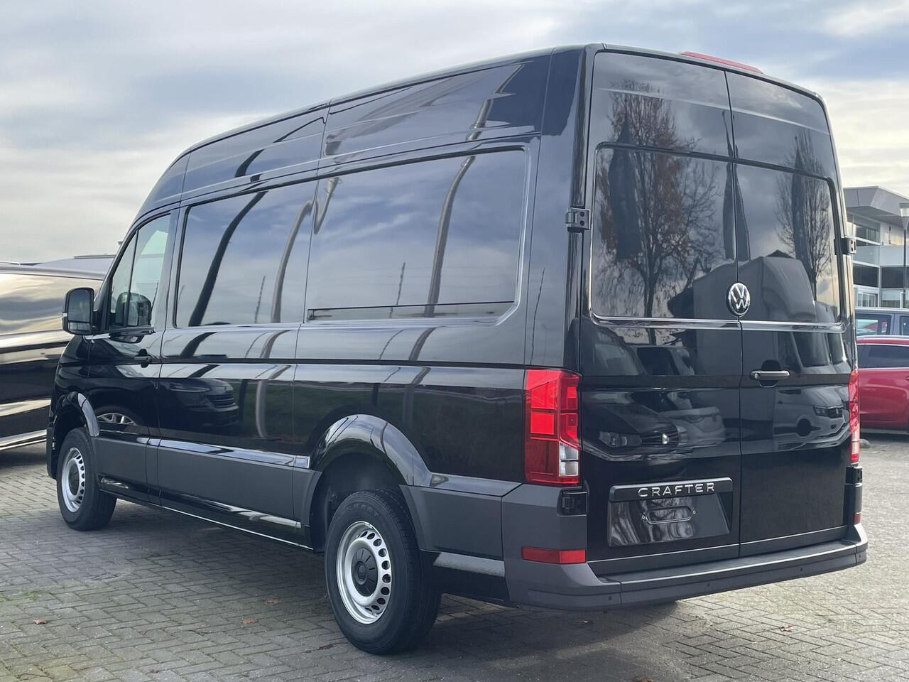 Volkswagen CRAFTER Trendline L3H3 140pk Cruise | PDC | BPM-vrij | Digital Cockpit | Bluetooth