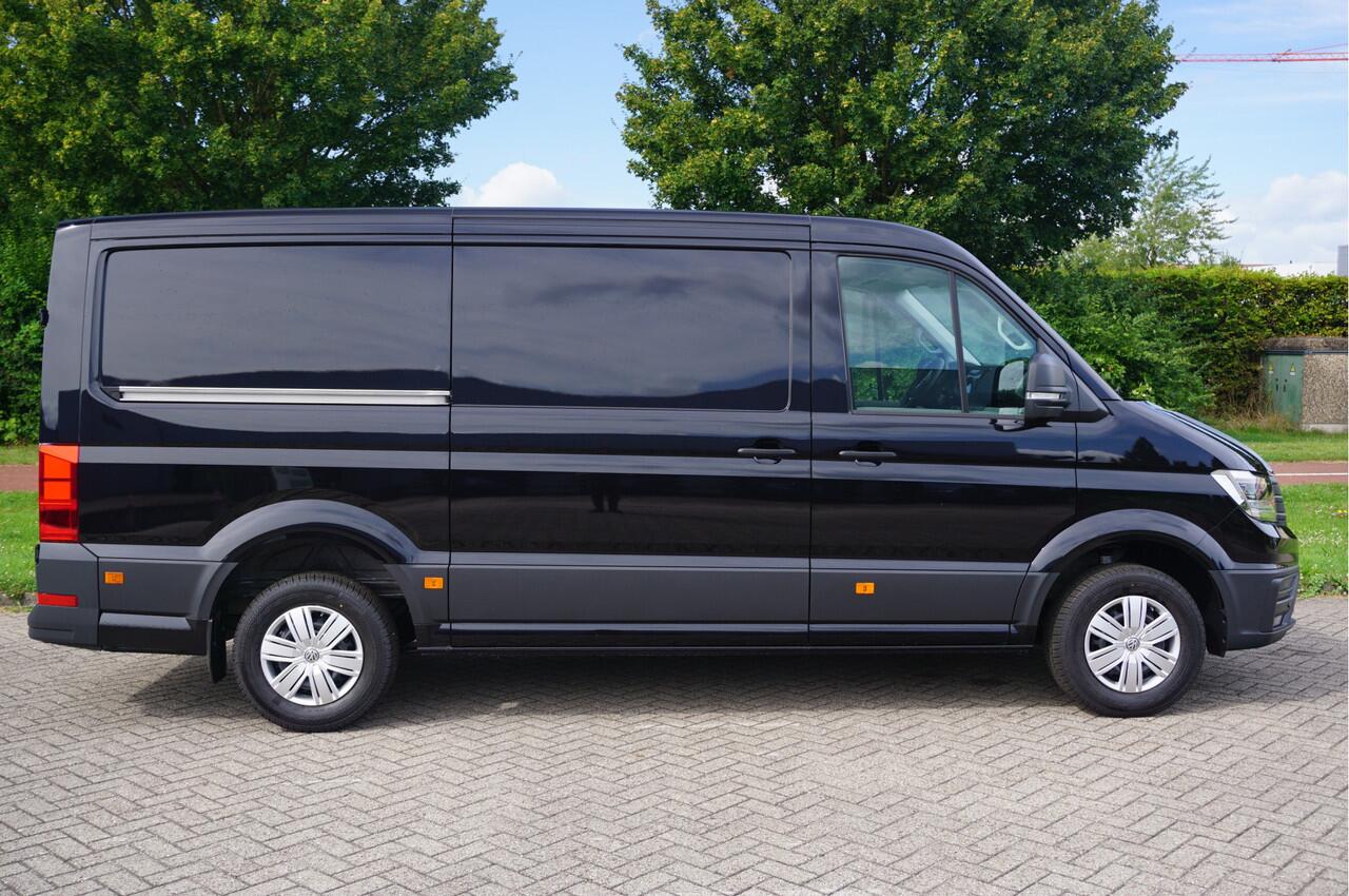 Volkswagen CRAFTER 35 177PK L3H2 AUT Facelift BPM VRIJ!! 13" Navi, Camera, Gev. Stoel, LED!! NR. 825