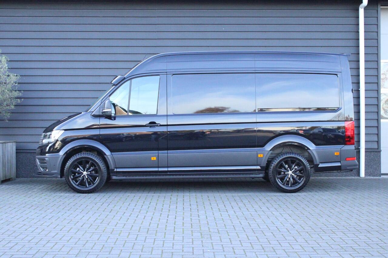Volkswagen CRAFTER 30 2.0 TDI 140pk DSG L3H3 Exclusive BPM vrij! Betimmering Trekhaak Camera Led Virtual Cockpit Navigatie