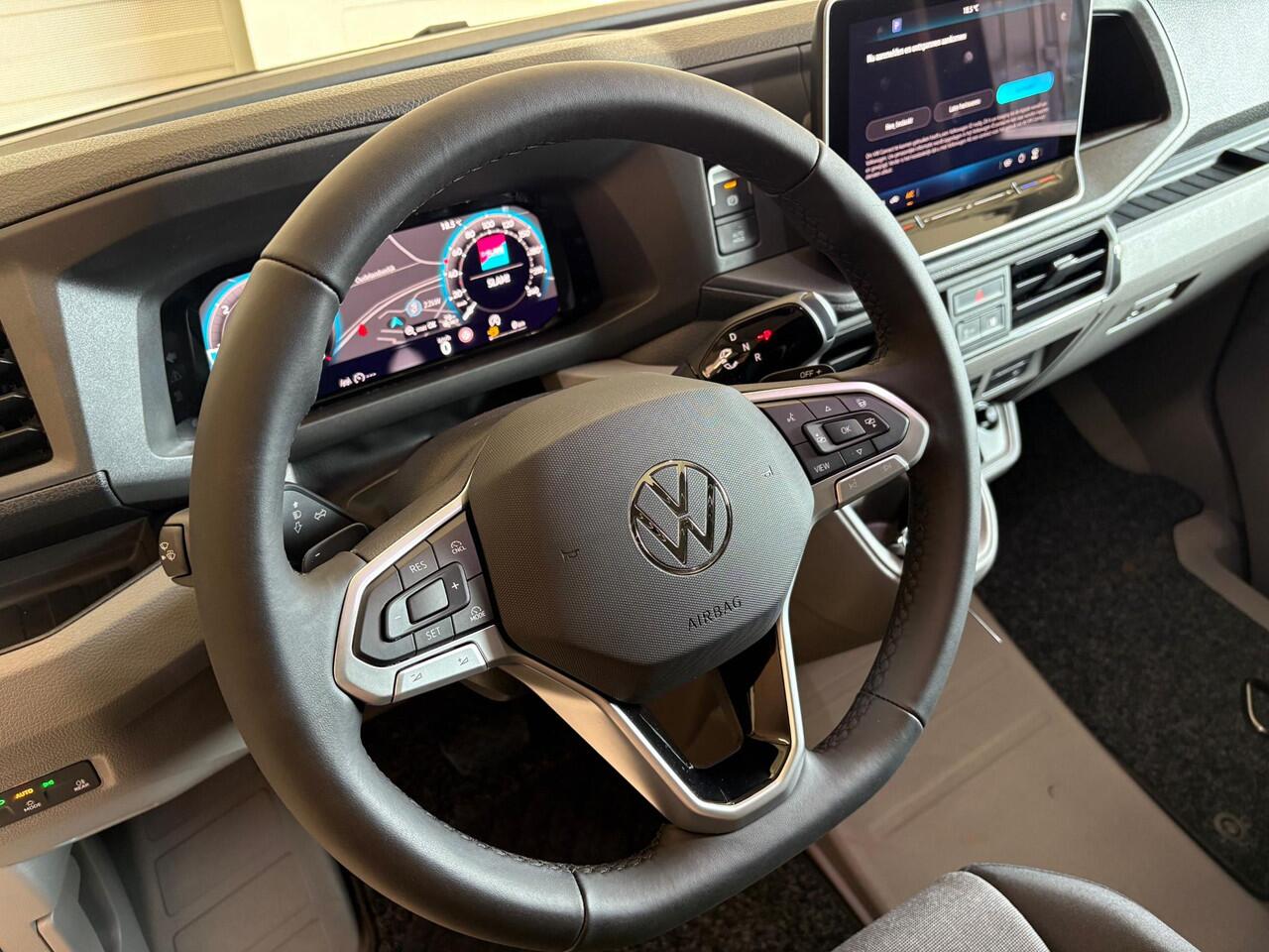 Volkswagen CRAFTER GP 30 2.0 TDI L3H3 Highline Facelift BPM VRIJ Led, Navi, Cam, Ergo comfort