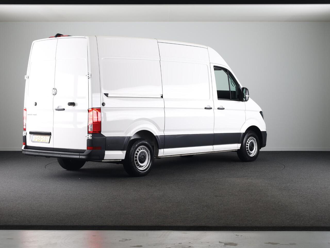 Volkswagen CRAFTER 35 2.0 TDI L3H3 EURO VI 140 pk Automaat| Verlengde garantie | Navigatie | Parkeersensoren | Achteruitrijcamera | Cruise control | Apple Carplay/Android Auto |