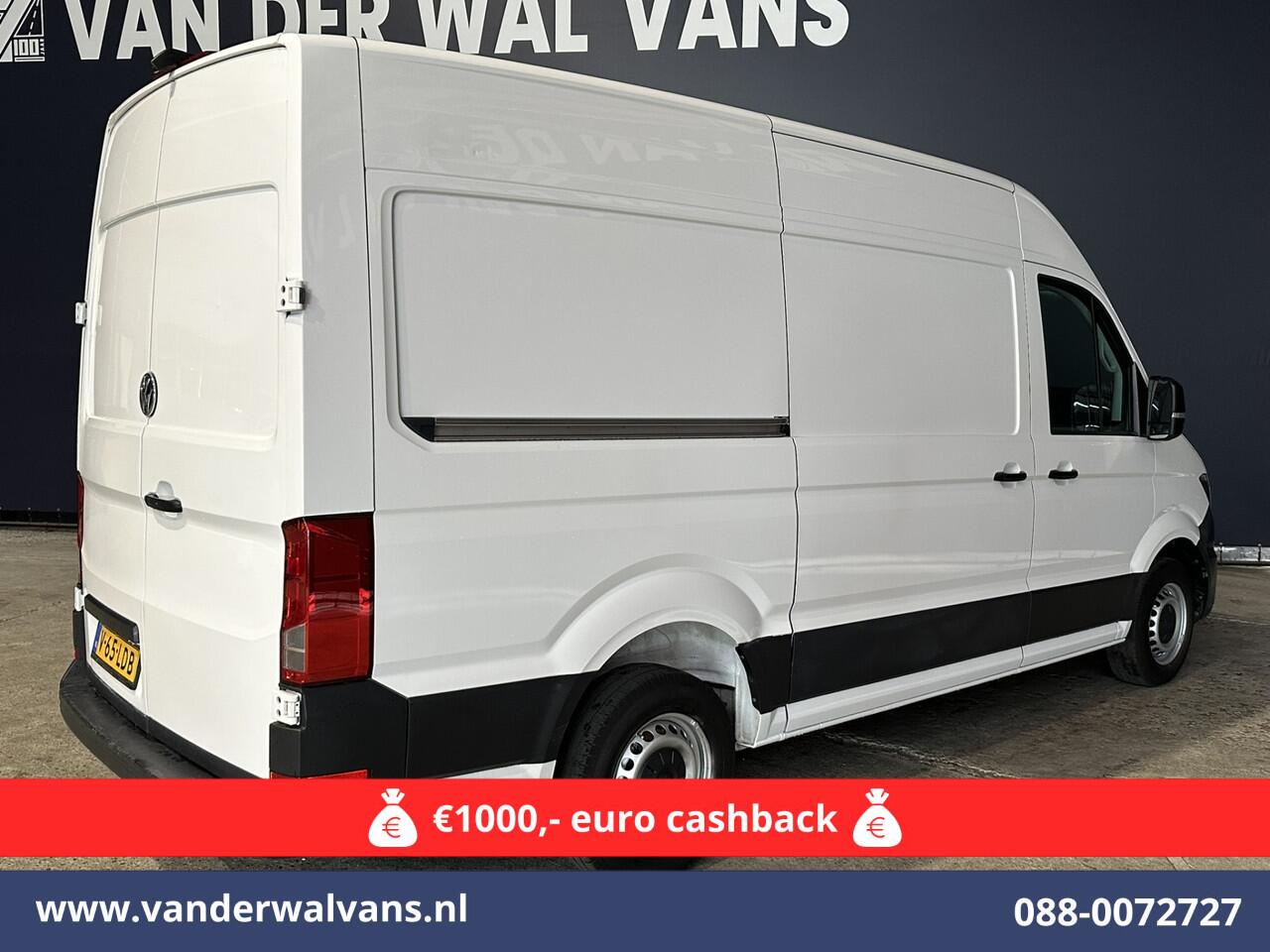 Volkswagen CRAFTER 2.0 TDI 140pk L3H3 L2H2 Euro6 Airco | Camera | Apple carplay | Android auto bijrijdersbank, 3000kg trekvermogen