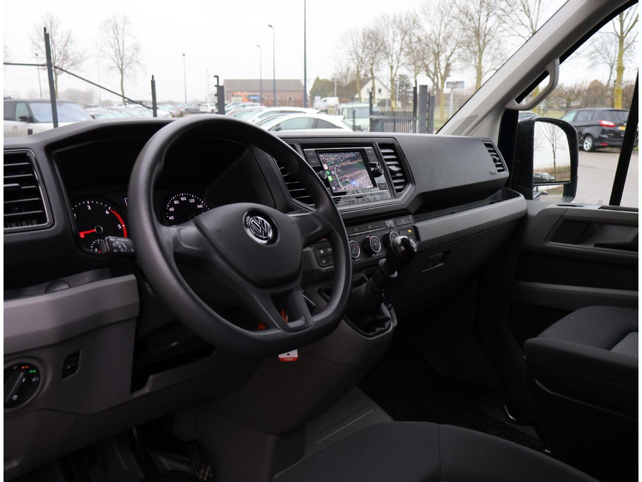 Volkswagen CRAFTER 30 2.0 TDI L3H3 + APPLE CARPLAY / ANDROID AUTO / PDC / CRUISE / DEEP OCEAN