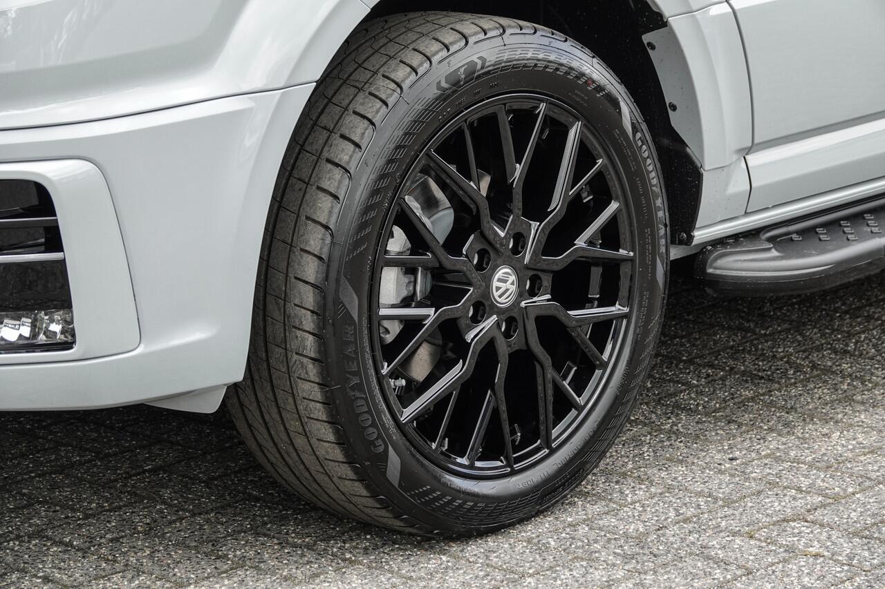 Volkswagen CRAFTER L3H2 | 177Pk Aut. | Dubbele Cabine | Nieuw Model | 10,4'' Navigatie | 19'' | Traffic Grey