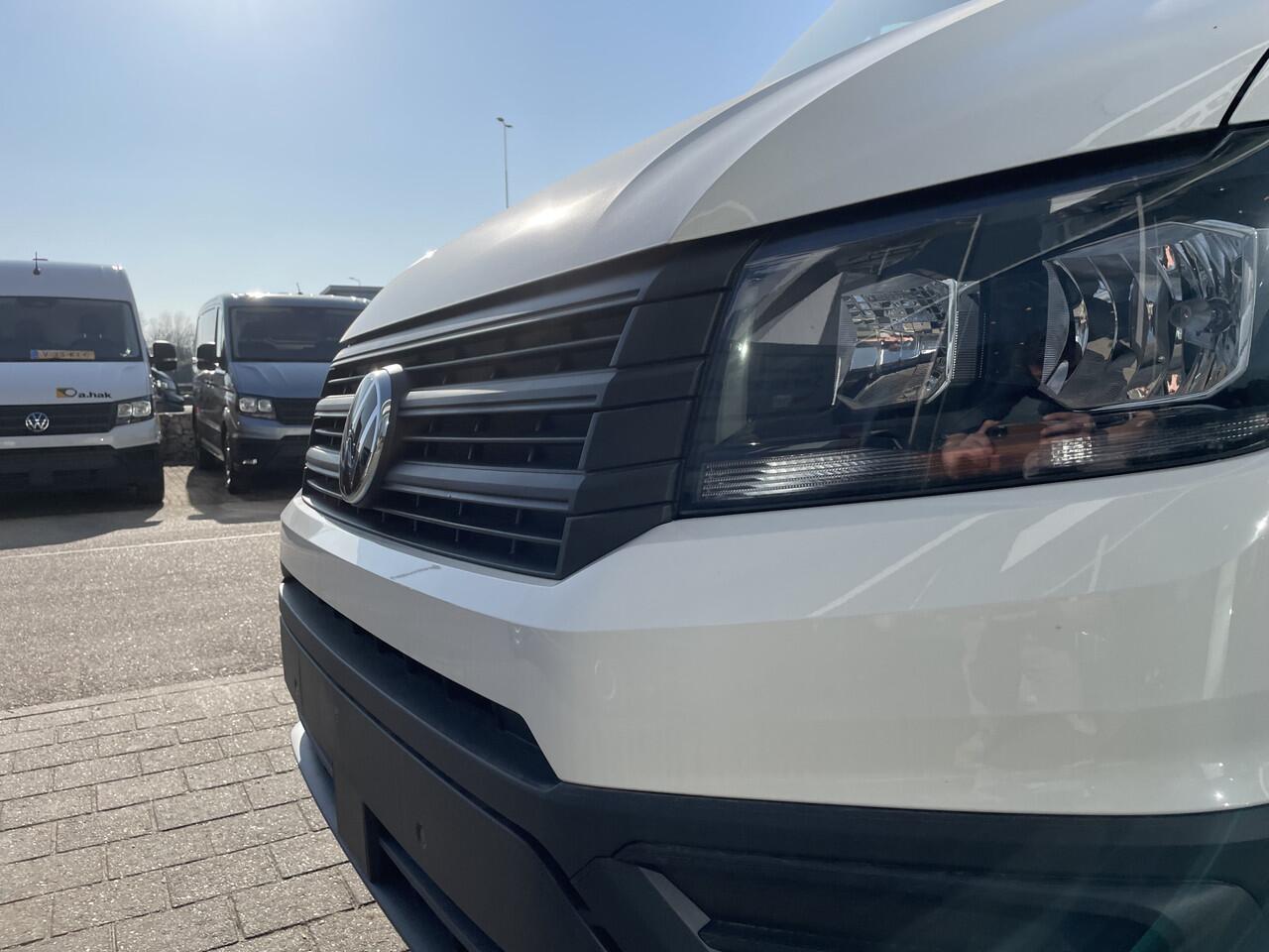 Volkswagen CRAFTER 35 2.0 TDI L3H3 Trendline 140PK hand facelift
