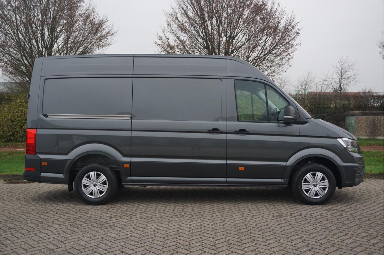 Volkswagen CRAFTER 35 177PK L3H3 AUT Facelift BPM VRIJ!! 13" Navi, Camera, Gev. Stoel, LED!! NR. 831